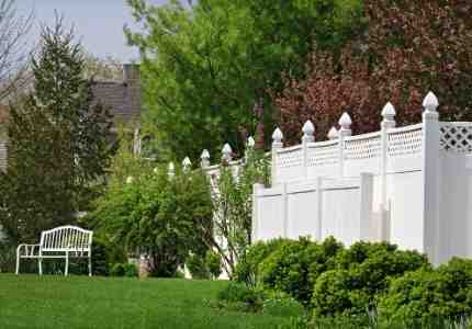 vinyl fence install